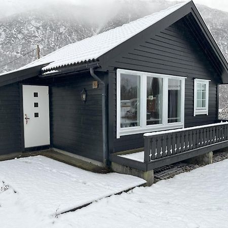 Skysstasjonen Cottages Roldal Exterior photo
