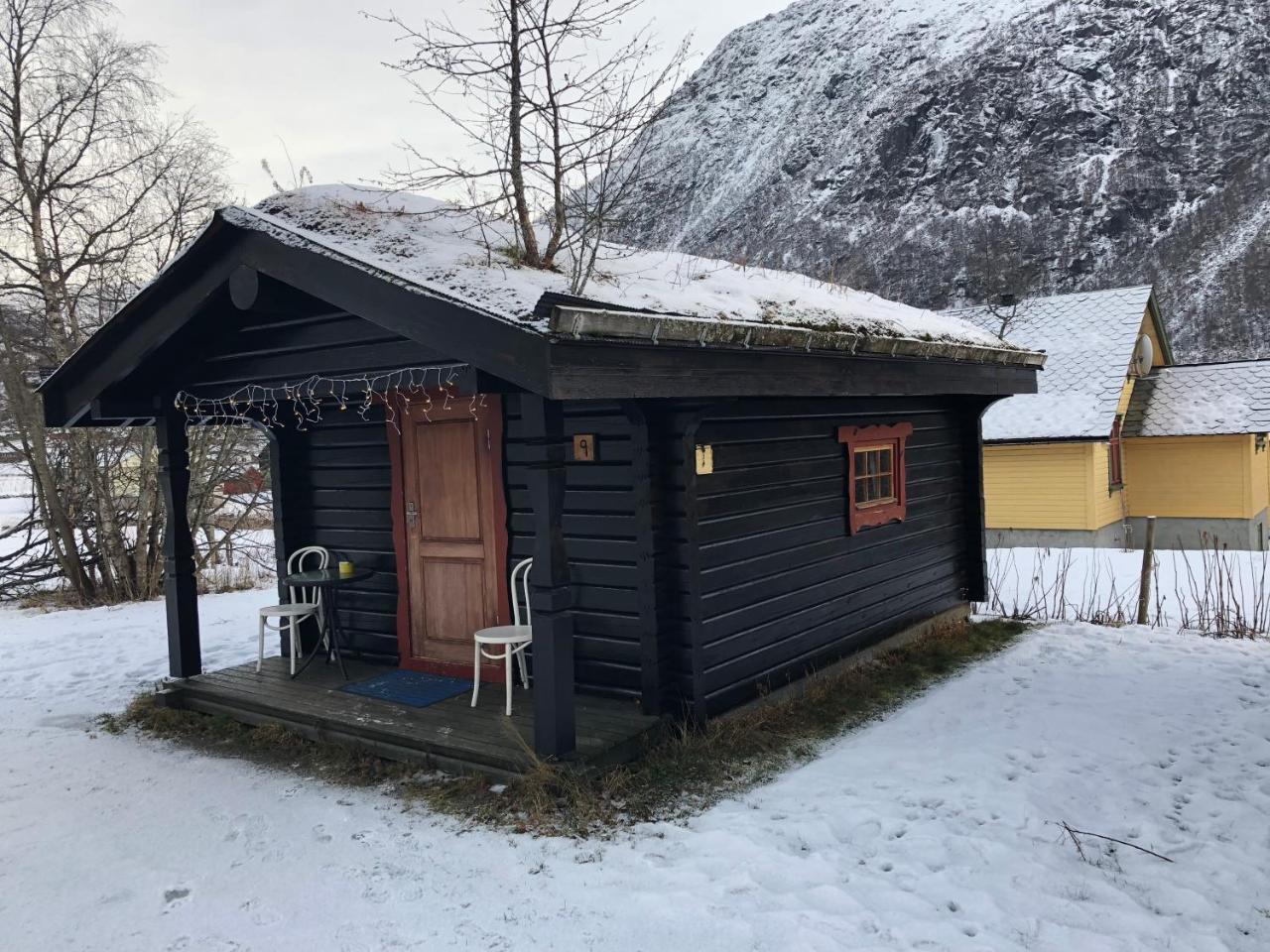 Skysstasjonen Cottages Roldal Exterior photo